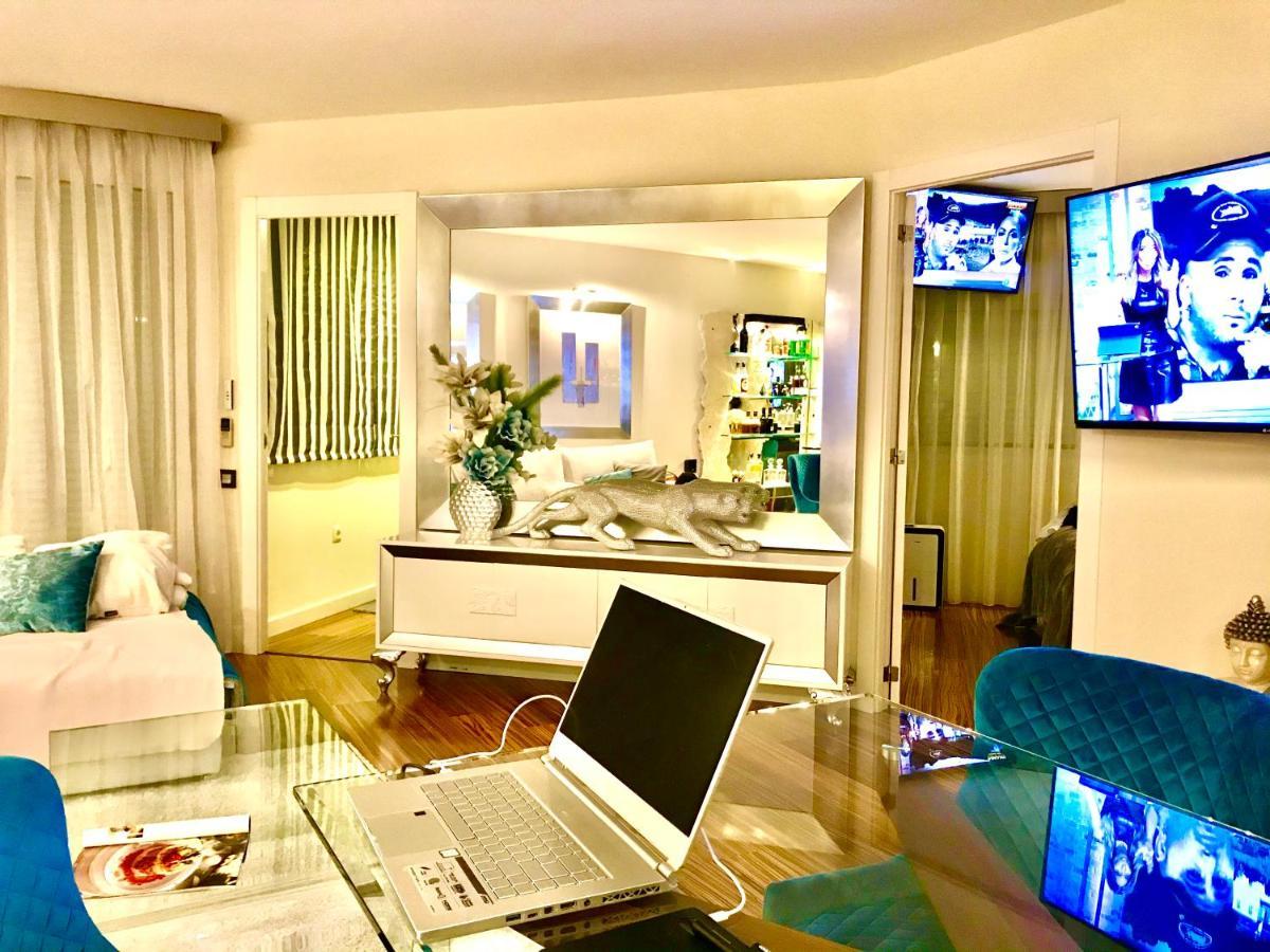 בנאלמדנה Luxury Apartament In Marina מראה חיצוני תמונה