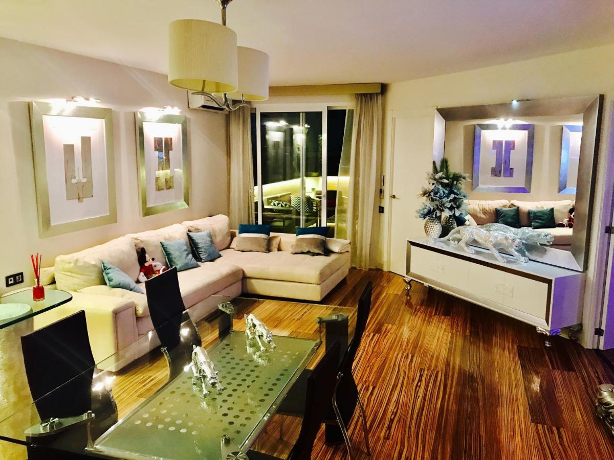 בנאלמדנה Luxury Apartament In Marina מראה חיצוני תמונה