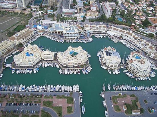 בנאלמדנה Luxury Apartament In Marina מראה חיצוני תמונה